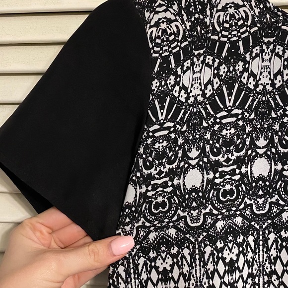 Charlie Jade Blouse - Picture 2 of 5